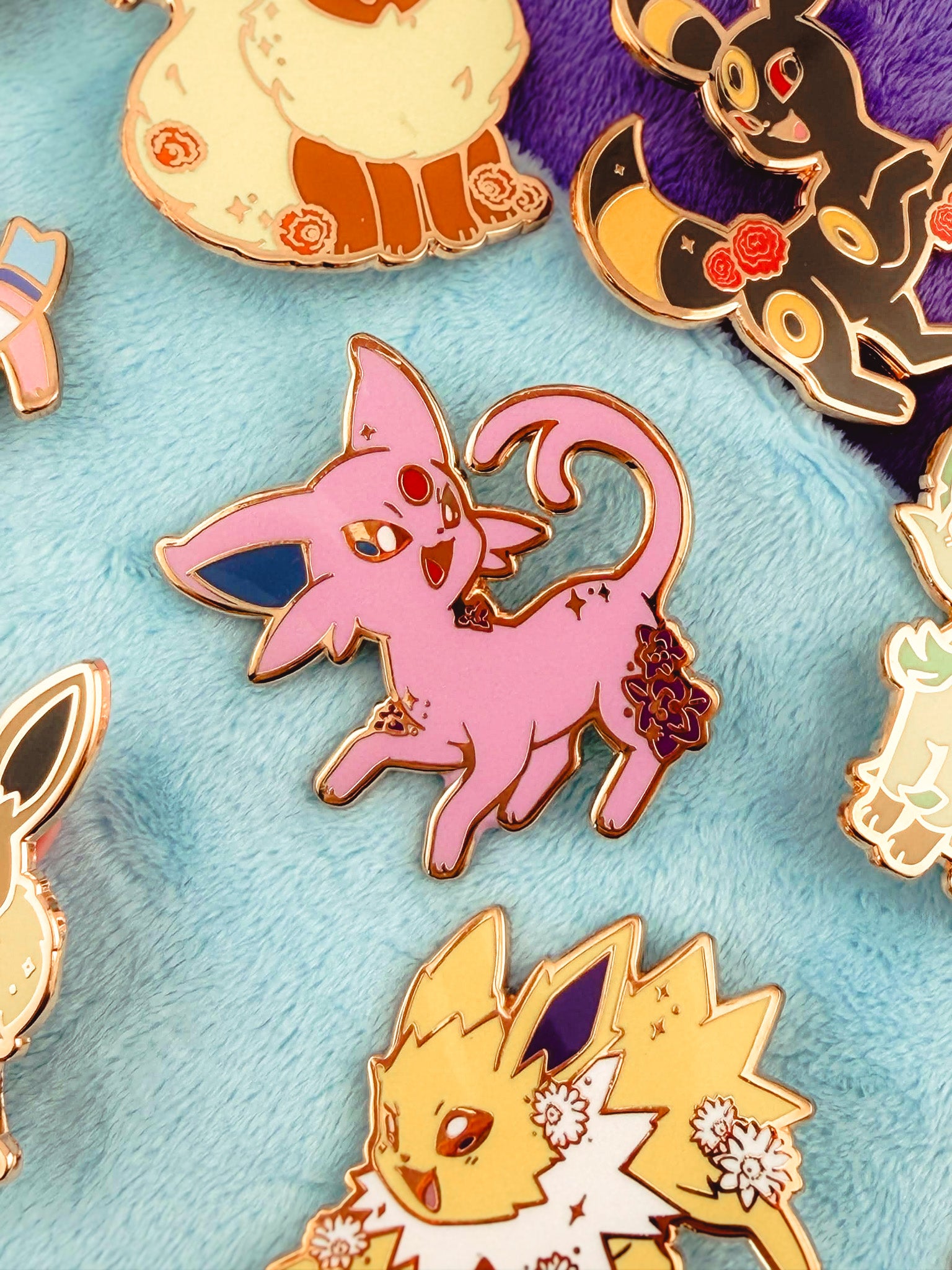 Espeon enamel pin